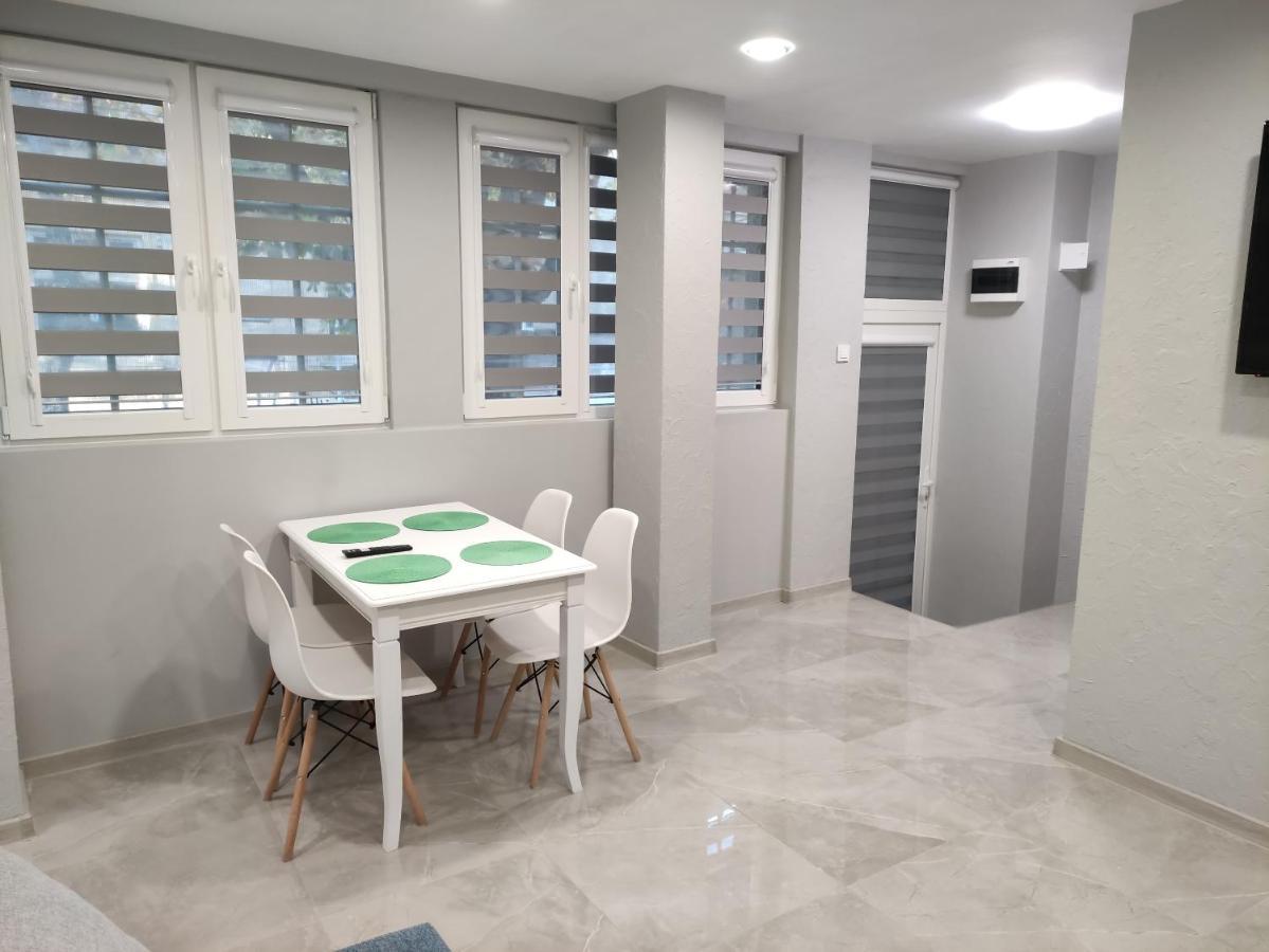 Uptown Funk Apartment Ruse Luaran gambar